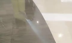 🔞骚/女好迷人餐厅厕所大黑牛自[zi]慰，开裆肉丝出来勾引保安揉奶自[zi]慰，很是诱惑喜欢不要错过