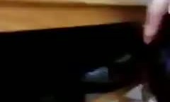 图书馆一对骚.货情侣，趁着同学们在前面看书，偷偷坐在后面复习顺便喂🔞骚/女友吃大鸡.巴！