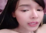 高gao颜值🔞骚/女主播 性.感烈唇，高挑的五官肉rou棒插小[xiao]穴，淫ying荡地棒棒插完放嘴里含了起来，真骚啊！
