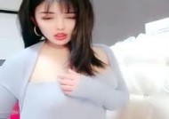高gao颜值丰满身shen材大耳环妹mei子肉丝诱惑，开裆丝袜拨开内裤跳.蛋塞逼，呻吟娇喘非常诱人