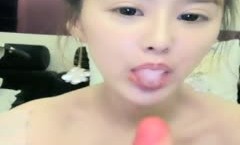高gao颜值妹mei子私人玩物七七道具自[zi]慰丝袜丁字裤道具JJ骑坐抽[chou]插出白浆呻吟娇喘很是诱惑不要错过