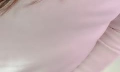2020.2.2451黑料新片！【🔞乡村偷.情故事】河南农村小伙跟邻居媳妇的风流韵事，趁她家中无人翻墙进去，舔tian穴水好多后入插进去大白臀